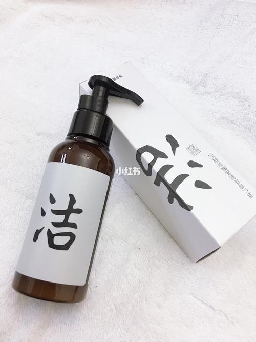 超好用的胡庆余堂 洗面奶就和面膜一样,喜欢各种囤 各种尝试~给宝宝们